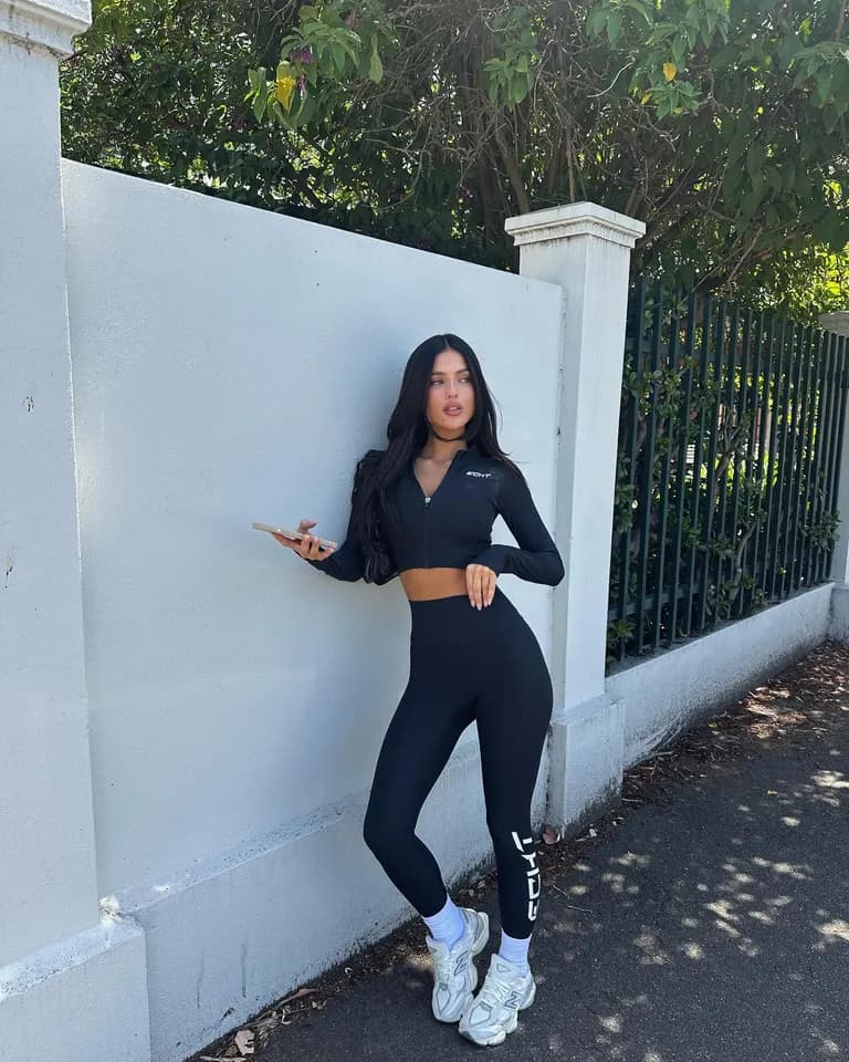 Gym & fitness · Black Athleisure Set, example 2 of 3