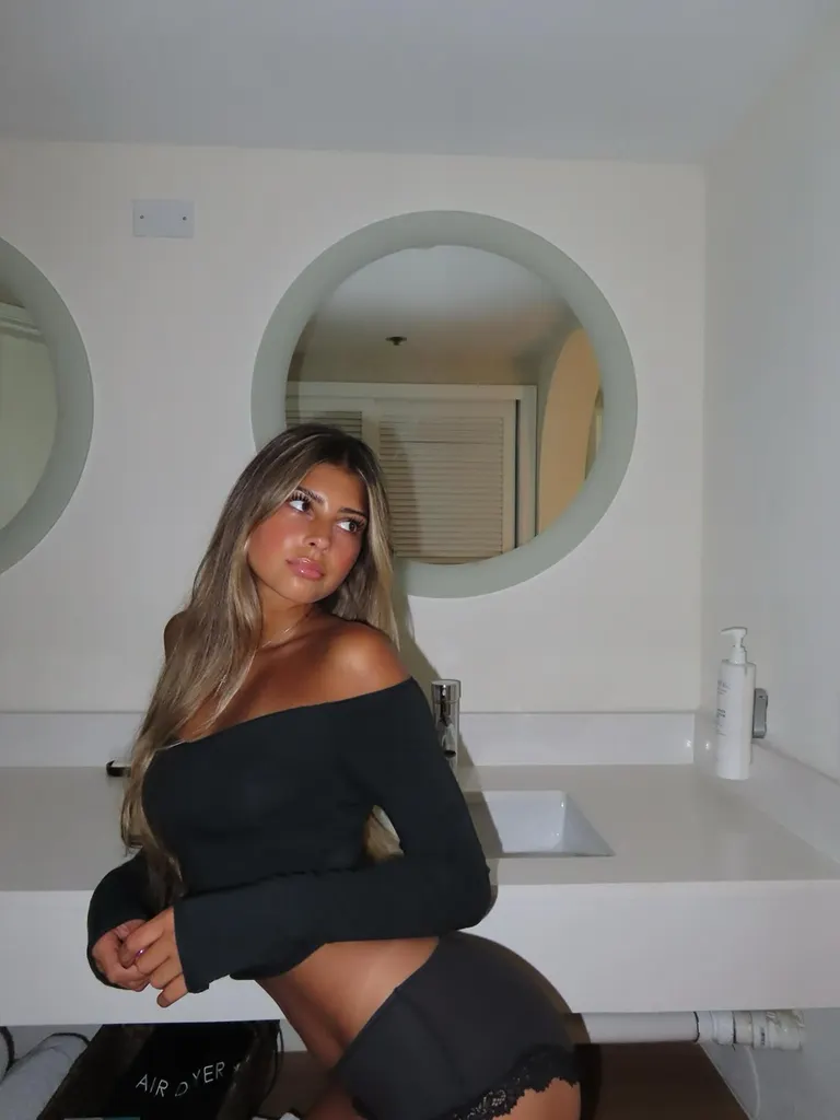 Lifestyle · Bathroom Vanity Lounge, example 7 of 8