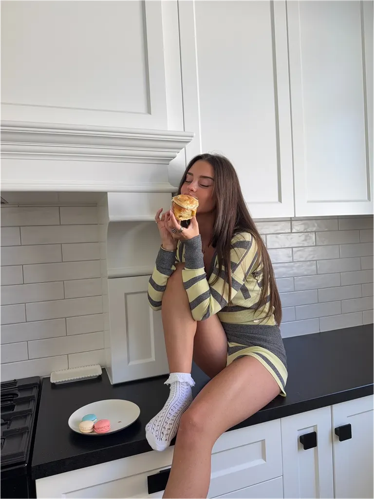 Lifestyle · Kitchen Snack Break, example 7 of 8
