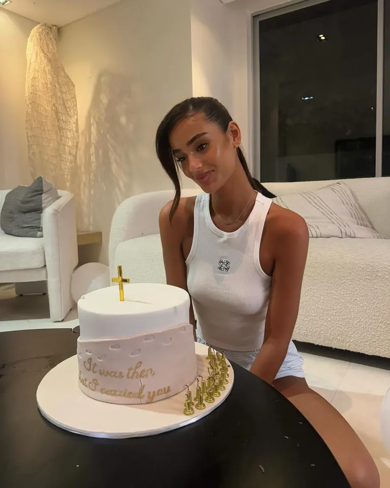 Lifestyle · Casual Birthday Celebration, example 2 of 4