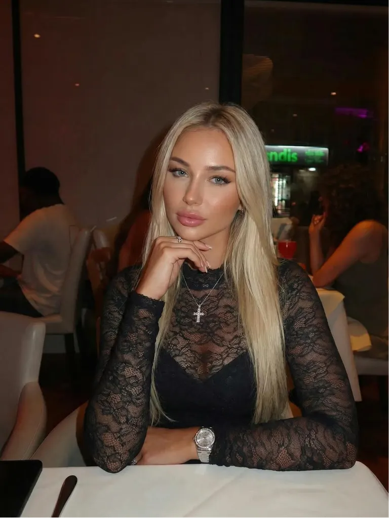 Luxury · Fine dining night, example 2 of 5
