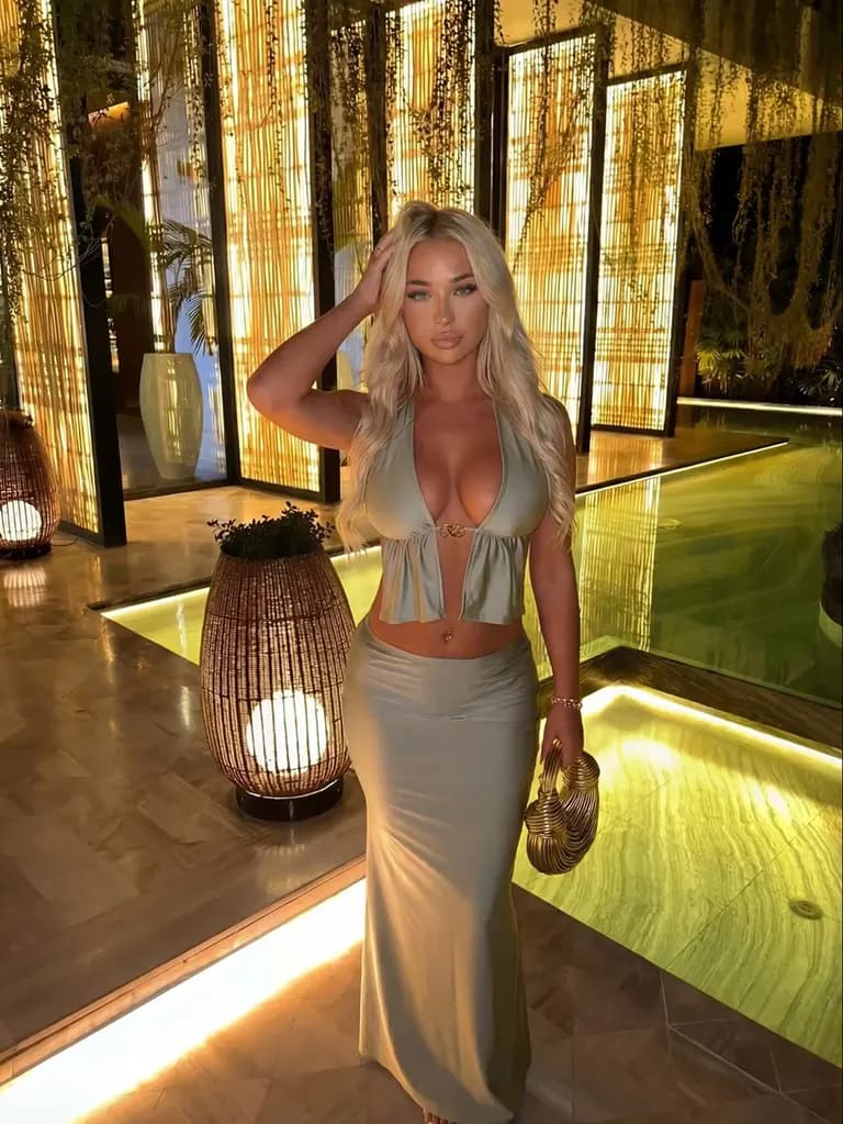 Luxury · Evening Resort Glam, example 5 of 5