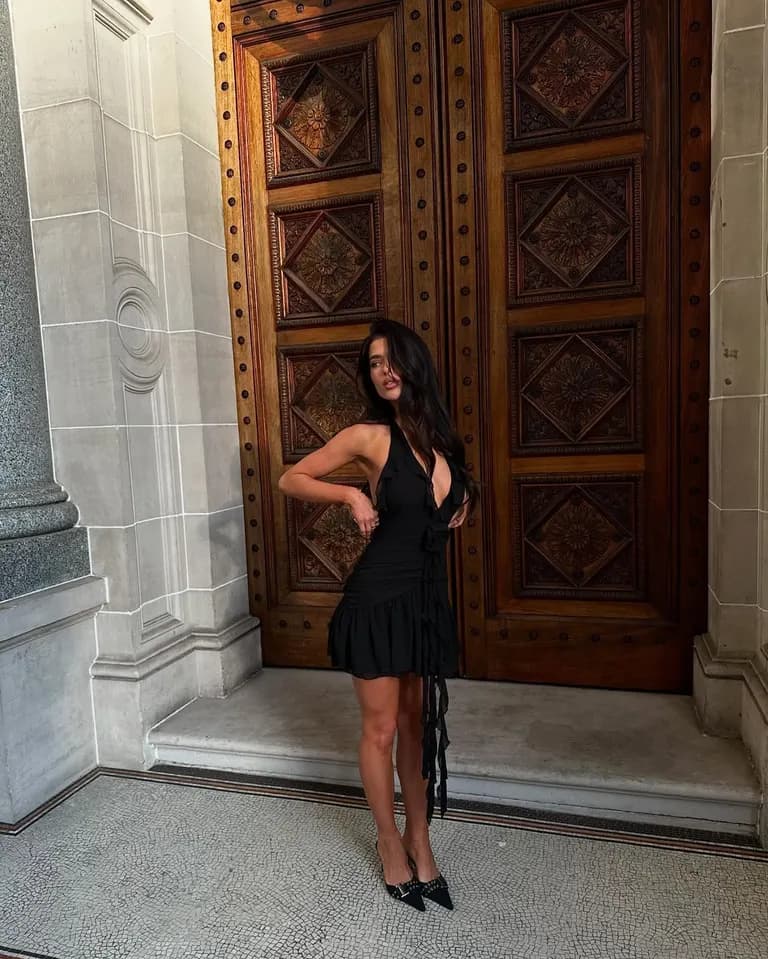 Luxury · Ornate Doorway Glamour, example 5 of 6