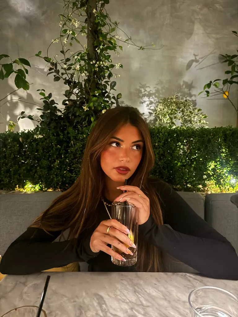 Luxury · Elegant restaurant evening, example 3 of 3