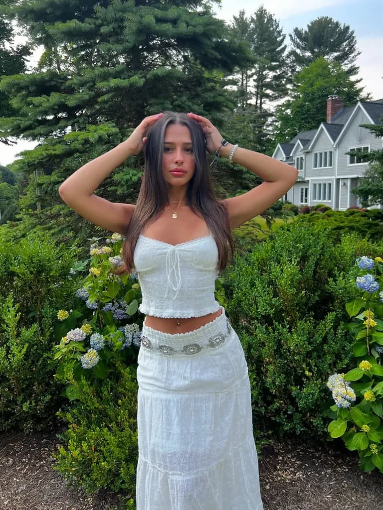 Girl next door · Hydrangea Garden Style, example 3 of 5