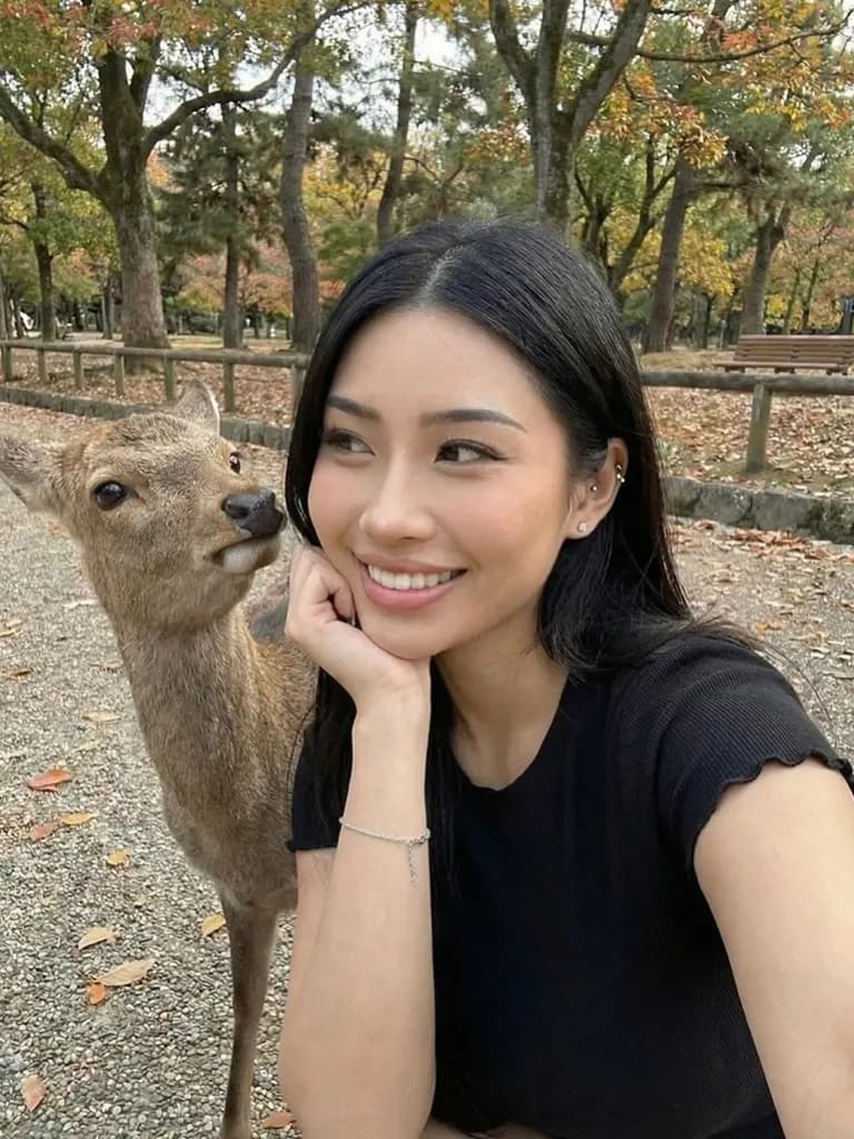 Travel · Park Deer Selfie, example 2 of 2