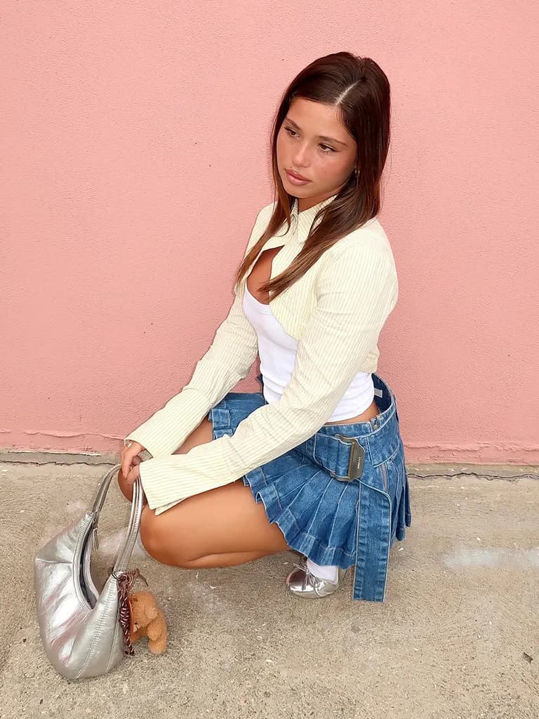 Lifestyle · Pink Wall Fit Check, example 4 of 4