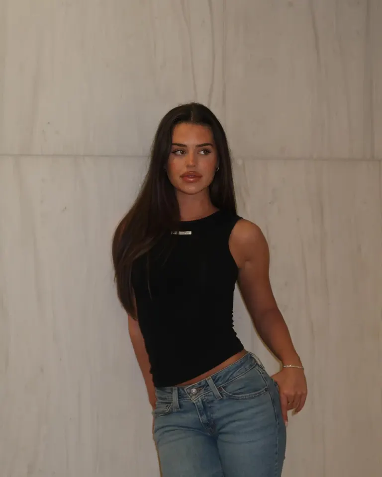 Lifestyle · Casual Wall Portrait, example 2 of 2
