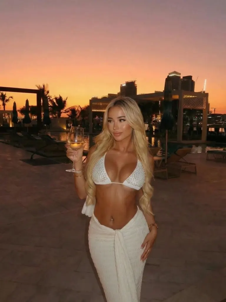 Travel · Resort Sunset Wine, example 2 of 3